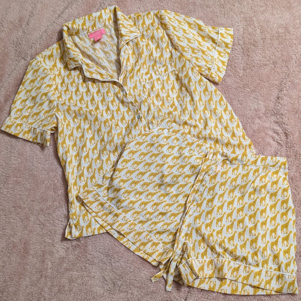 Isaac Mizrahi Yellow Giraffe Print Sleepwear, Size M
